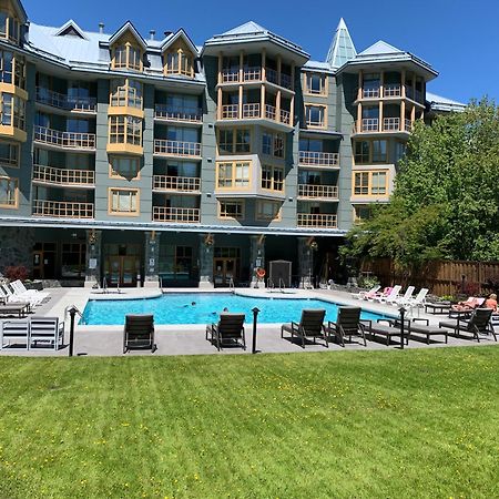 Spring Summer Special Cascade Lodge Suite Wifi 2 Hot Tubs Pool Gym Sauna Ski & Bike Storage Room Whistler Luaran gambar