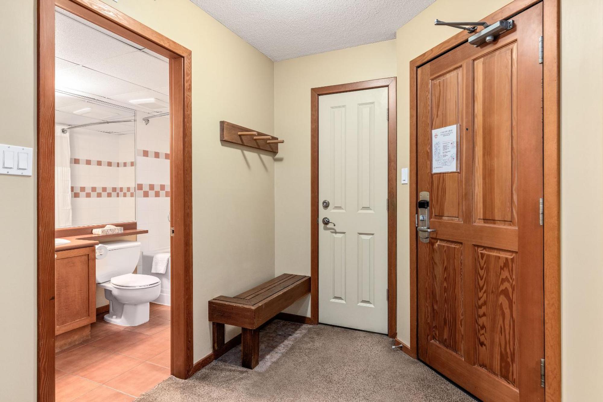 Spring Summer Special Cascade Lodge Suite Wifi 2 Hot Tubs Pool Gym Sauna Ski & Bike Storage Room Whistler Luaran gambar