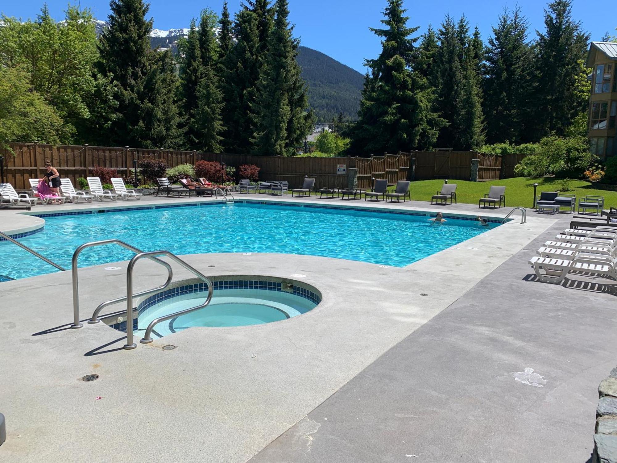 Spring Summer Special Cascade Lodge Suite Wifi 2 Hot Tubs Pool Gym Sauna Ski & Bike Storage Room Whistler Luaran gambar